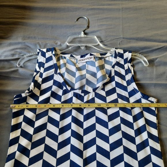 3/$15 Soda Pop Herringbone Printed Tank Blouse - Navy, Size XS - Picture 12 of 15